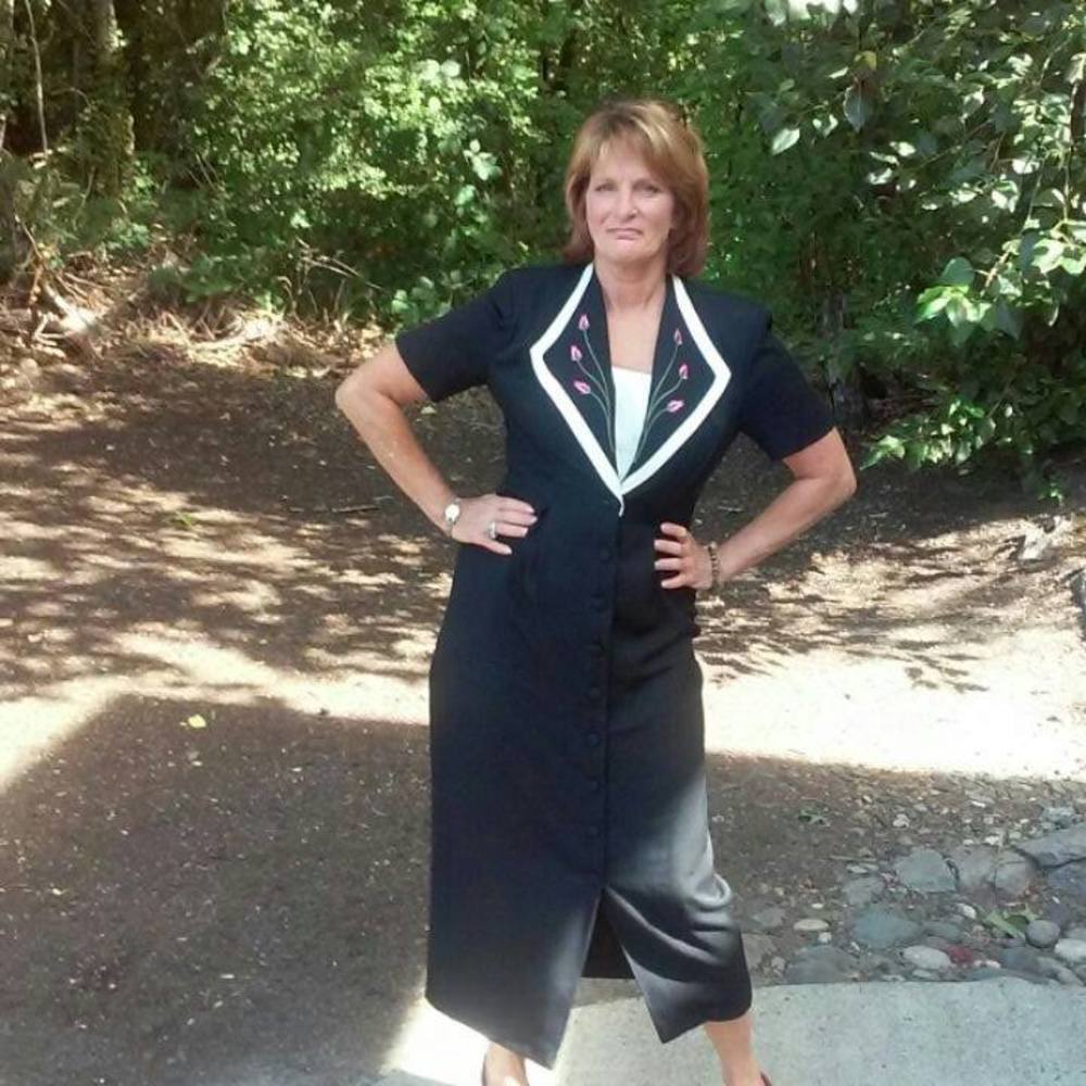 Meet your Posher, Becky